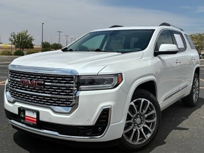 2023 GMC Acadia Denali