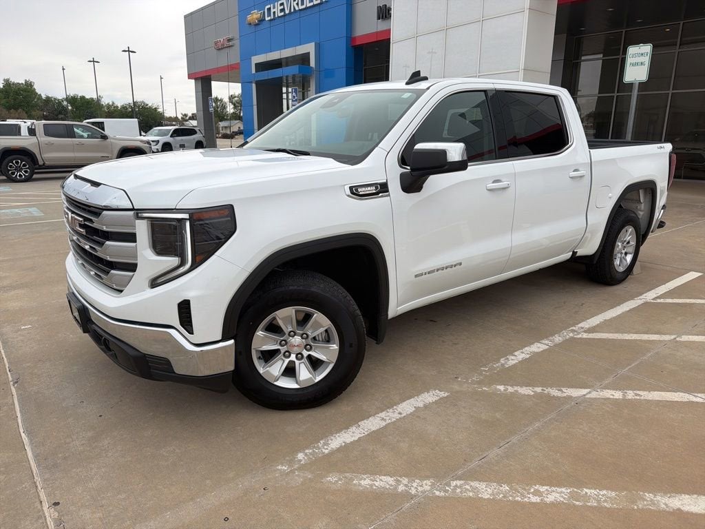 2024 GMC Sierra 4WD Crew Cab Short Box SLE's photo