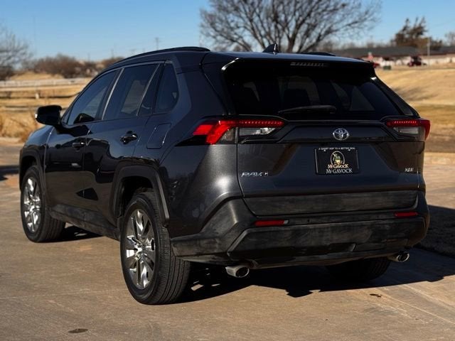 2021 Toyota RAV4 XLE Premium