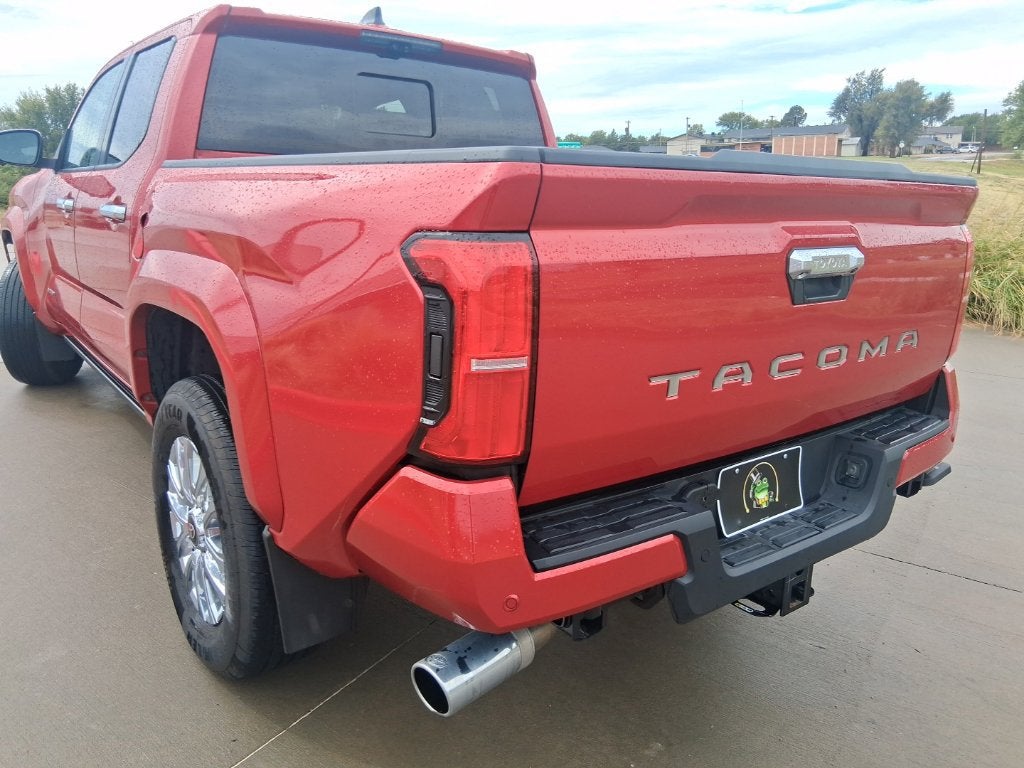 2026 Toyota TACOMA 4WD BOULDER LEATHER