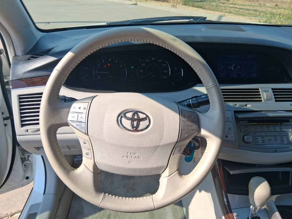 2009 Toyota Avalon XL