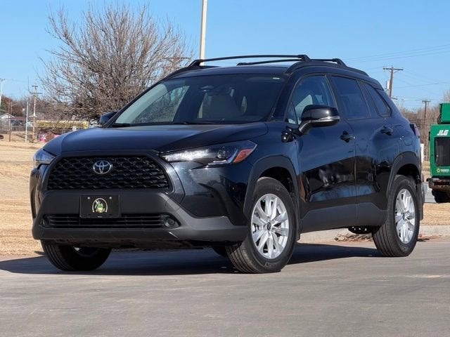 2025 Toyota Corolla Cross LE