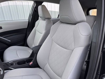 2025 Toyota Corolla Cross LE