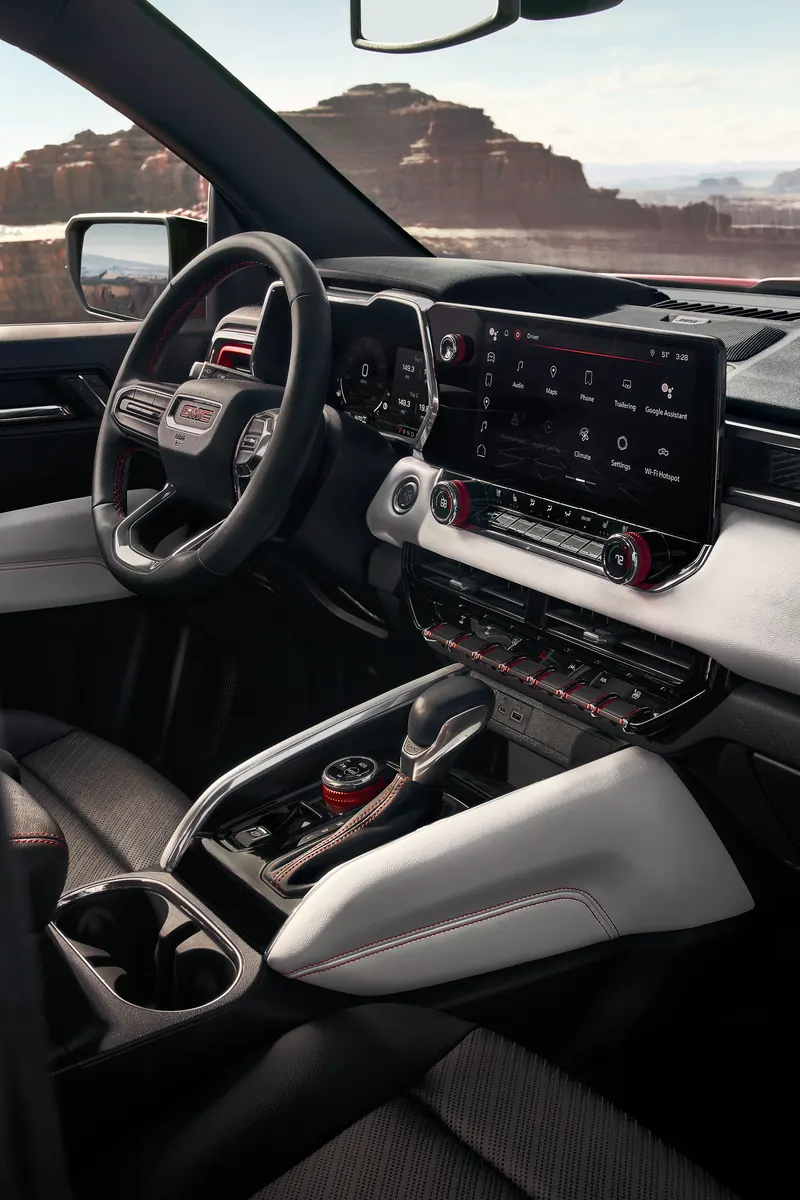 2026 GMC Canyon infotainment system at McGavock GMC Pampa in PAMPA TX